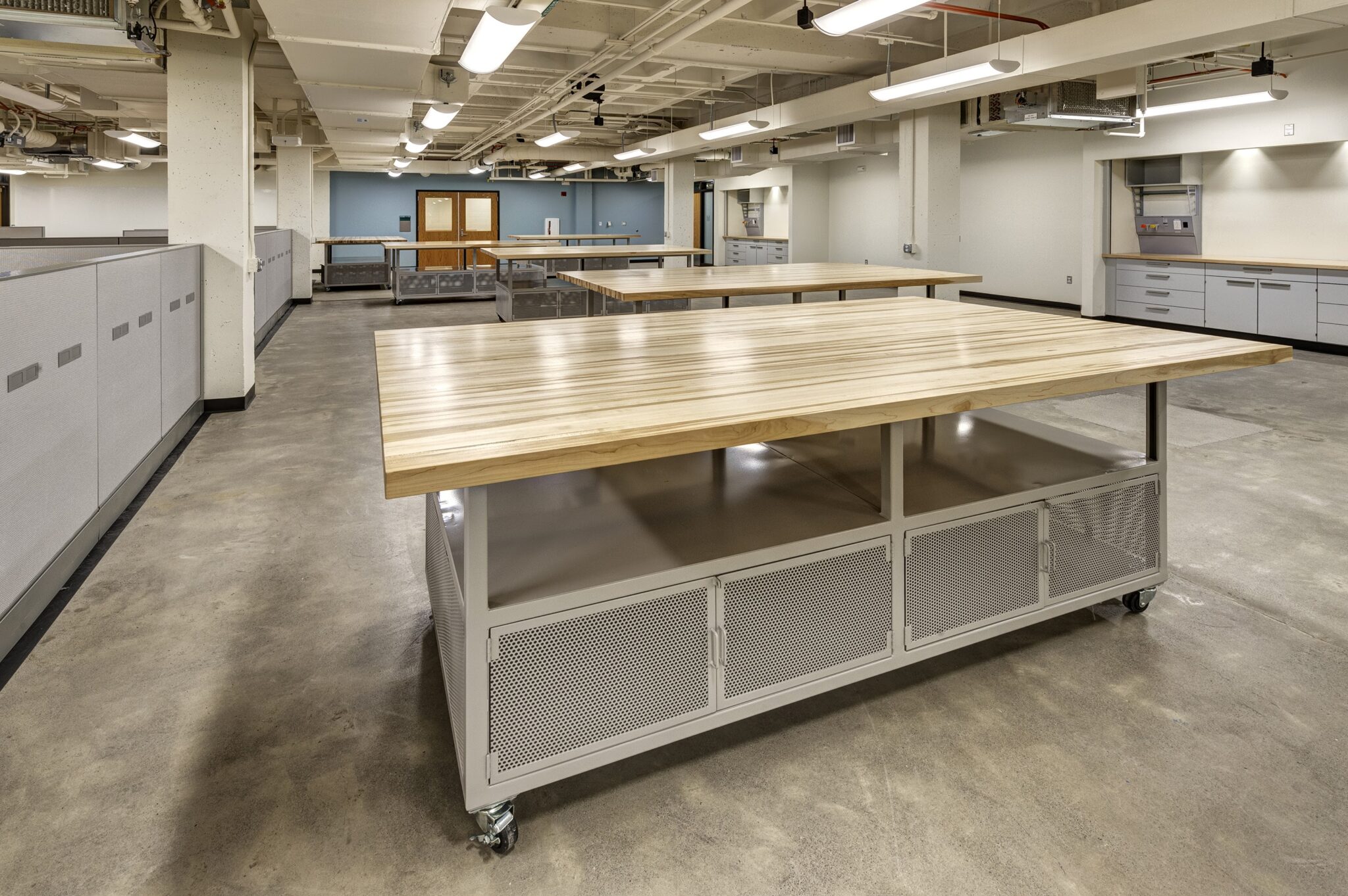 A Guide to Laboratory Countertops H2I Group